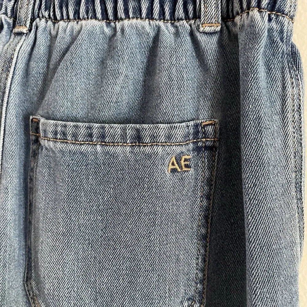 American Eagle Women 0 Blue Medium Wash Denim Highest Rise Baggy Mom Jeans - Picture 8 of 10